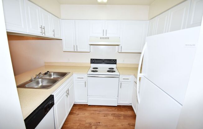 2 beds, 2.5 baths, 1,088 sqft, $1,425, Unit CW1303