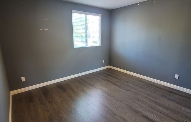 1276 1/2 Ricardo St