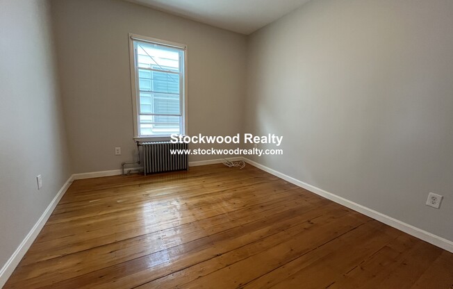 27 HOWELL ST