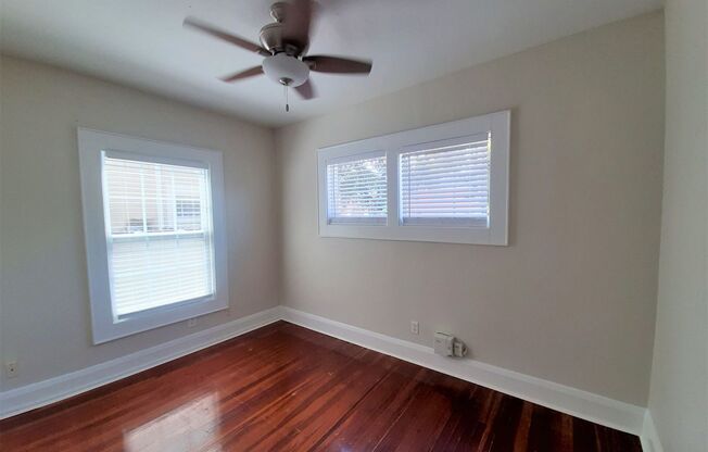 2 beds, 1 bath, $2,150