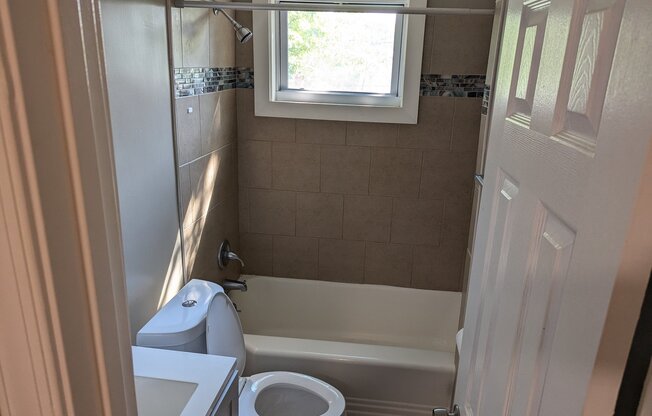 1 BALLMAN CT