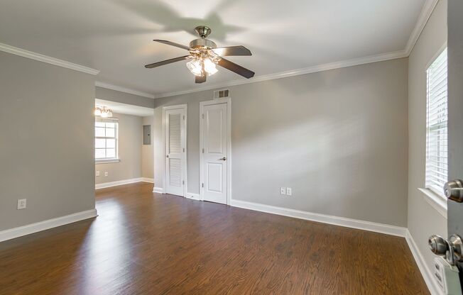 Charming Condo Near Little Five Points!