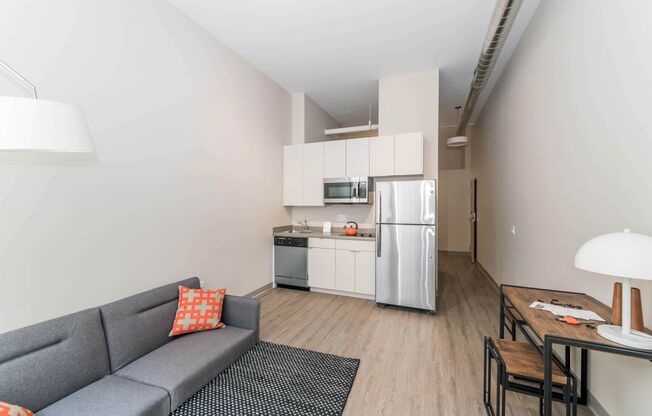 1 bed, 1 bath, 417 sqft, $1,551, Unit 430