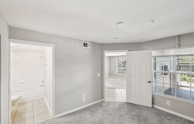 2 beds, 2 baths, 1,001 sqft, $1,450, Unit 0536