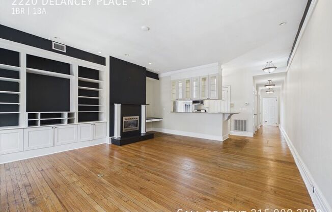 2220 DELANCEY PL