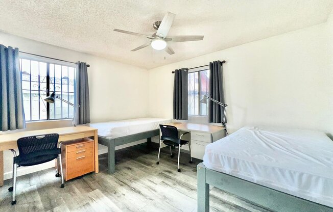 3545 1/2 EL SERENO AVE