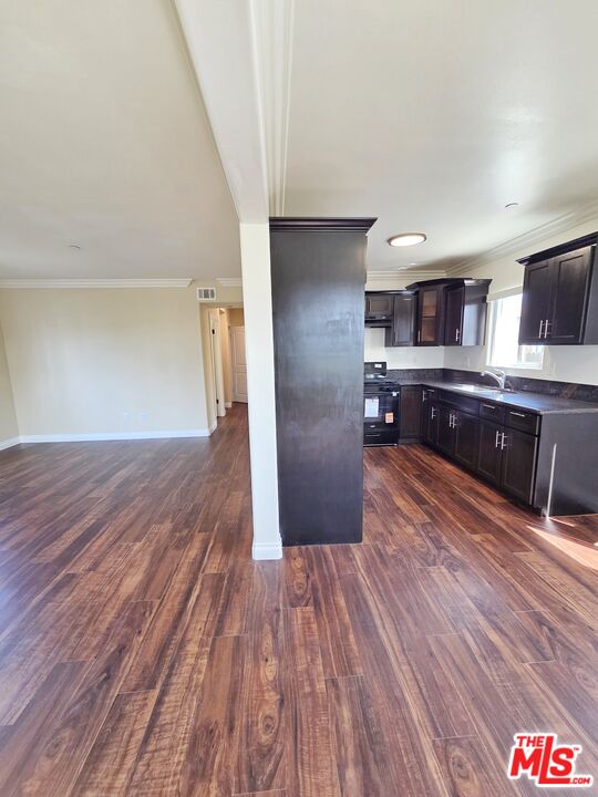 1719 W 39 PL
