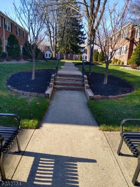 364 ORANGE RD