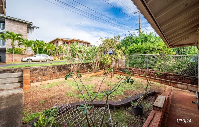 Rarely Available 4 BD/2 BA Home in Aiea
