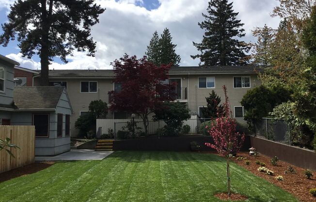 2 beds, 1 bath, 817 sqft, $1,495, Unit 36