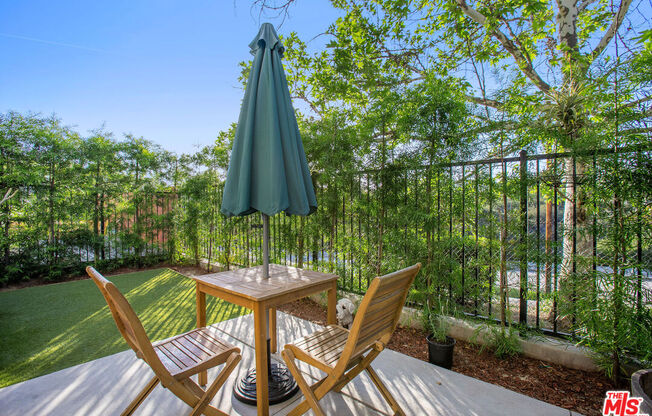2700 E Chaucer St Unit 29
