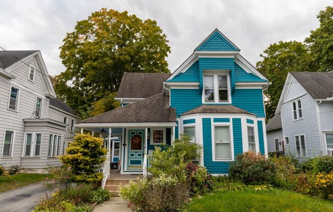 Historic, 3 bedroom home in the Chelsea Parade Historic District