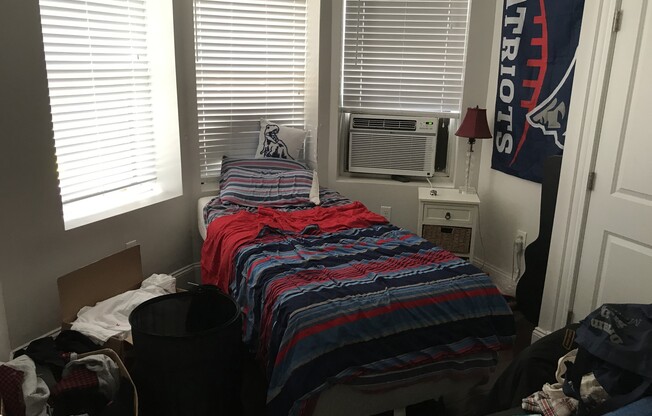 2 beds, 1 bath, $4,150, Unit 224