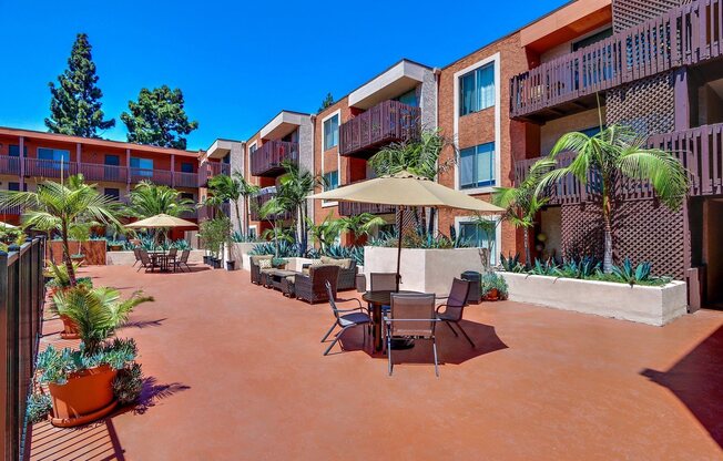 Studio, 1 bath, 550 sqft, $2,045, Unit 252