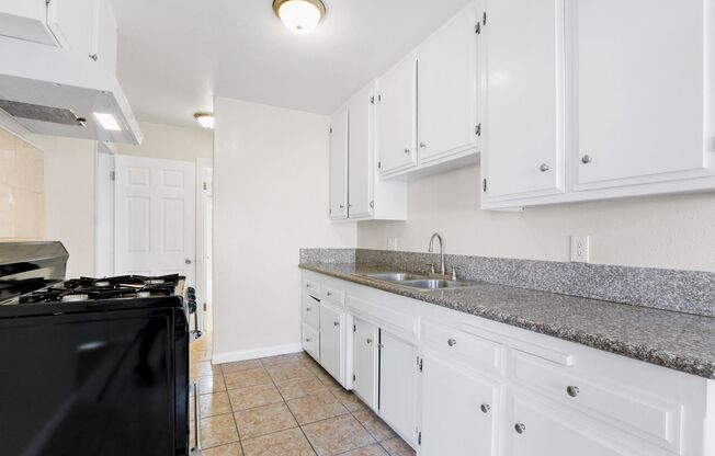 1 bed, 1 bath, 432 sqft, $1,900, Unit 10132