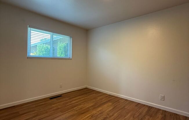 2 Bedroom, 1 Bath  Duplex - Mountain View 94040