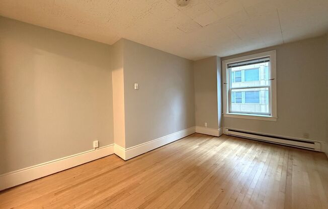 Studio, 1 bath, 280 sqft, $925, Unit 310