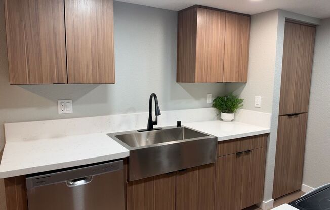 1 bed, 1 bath, 668 sqft, $2,155, Unit 7D