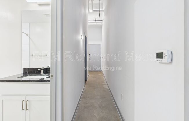 2 beds, 2 baths, 900 sqft, $1,573, Unit 120