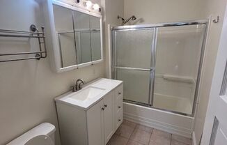 3 beds, 1 bath, $2,995, Unit # 3