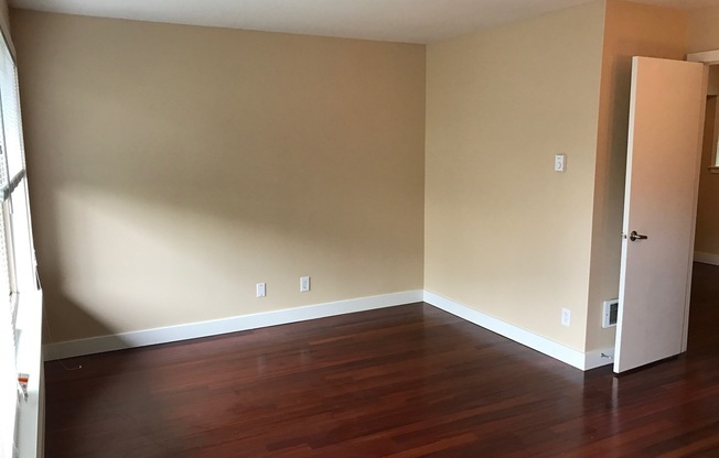 1 bed, 1 bath, 550 sqft, $1,595, Unit 203
