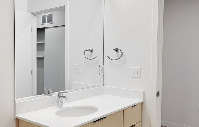 1 bed, 1 bath, 603 sqft, $2,250, Unit 413