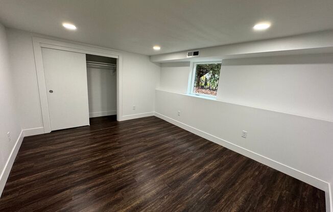 3542 N Missouri Avenue Unit B ~ Cozy & Inviting Unit