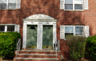 30 Carolyn Terrace b