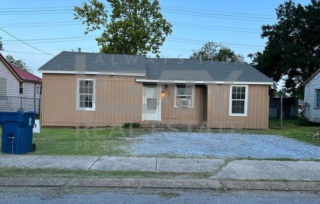 3 Bedroom, 1 Bathroom House is Available Now!