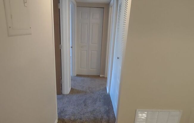 2 beds, 1.5 baths, 900 sqft, $959, Unit 3127G