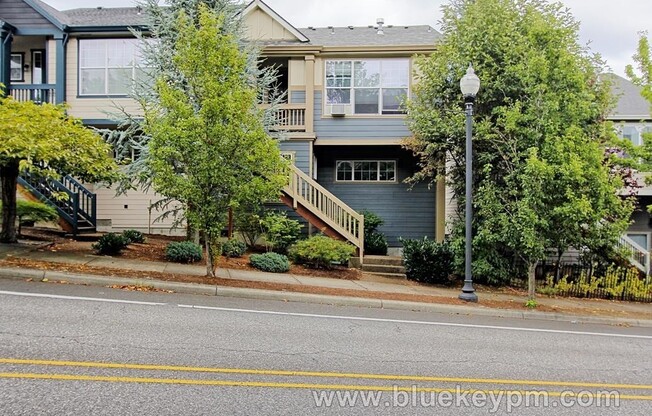 3 Bed, 2.5 Bath  Townhome With Primary on Main Floor Near Merrit Orchard Park