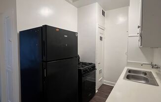 Studio, 1 bath, $1,695