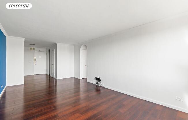 3333 Henry Hudson Pkwy #12A