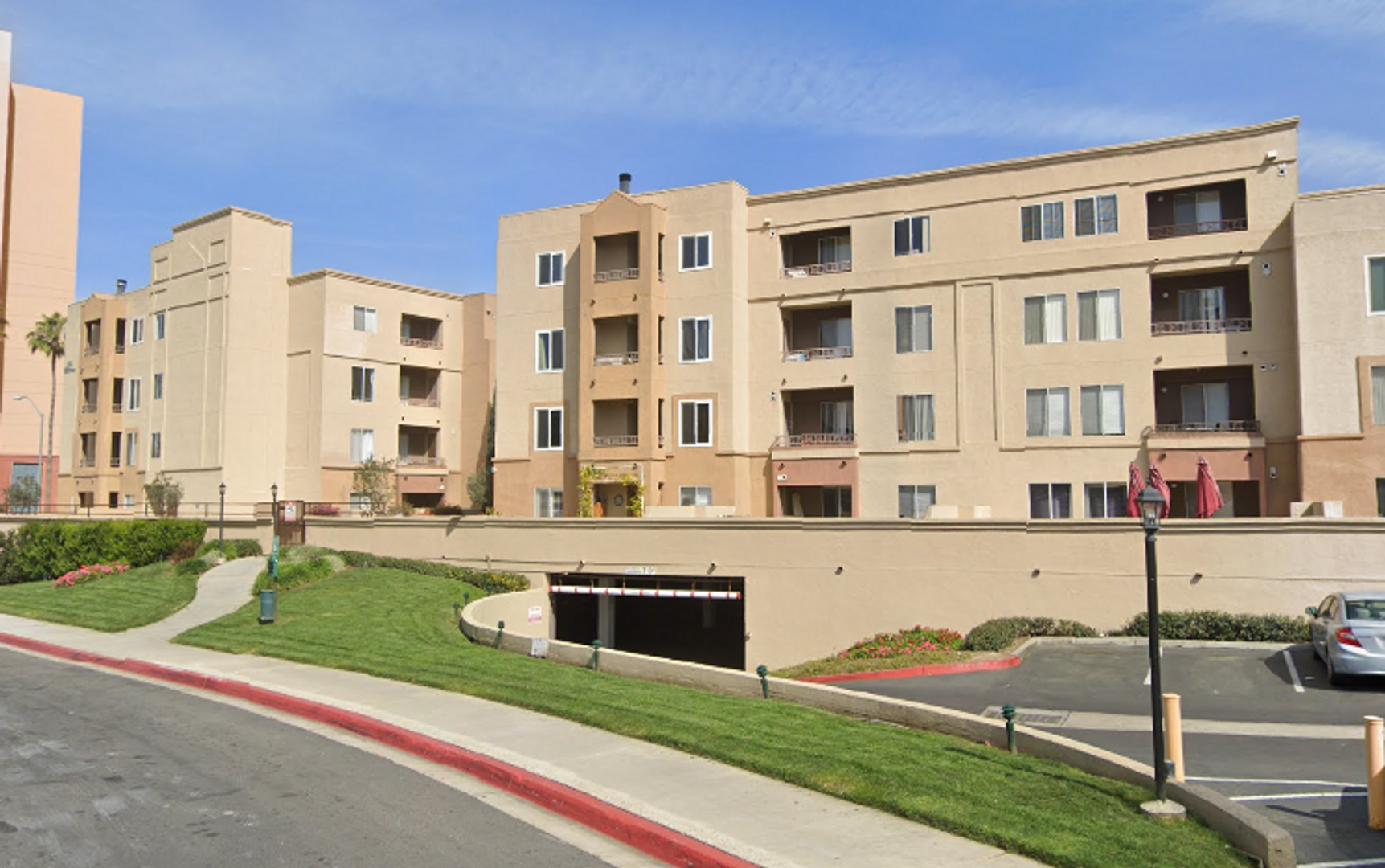 1 BED/1 BATH CONDO NEAR LA JOLLA VILLAGE