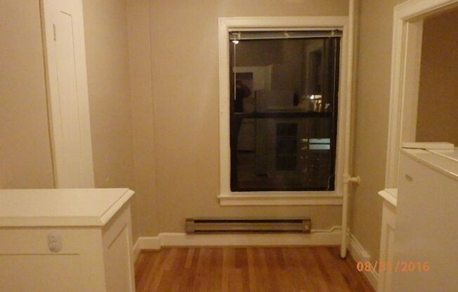 Studio, 1 bath, 640 sqft, $1,550, Unit 409