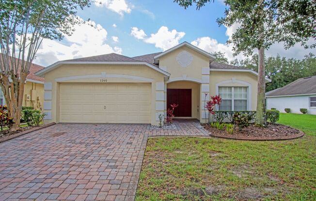 Pool Home in Kissimmee, FL available now!