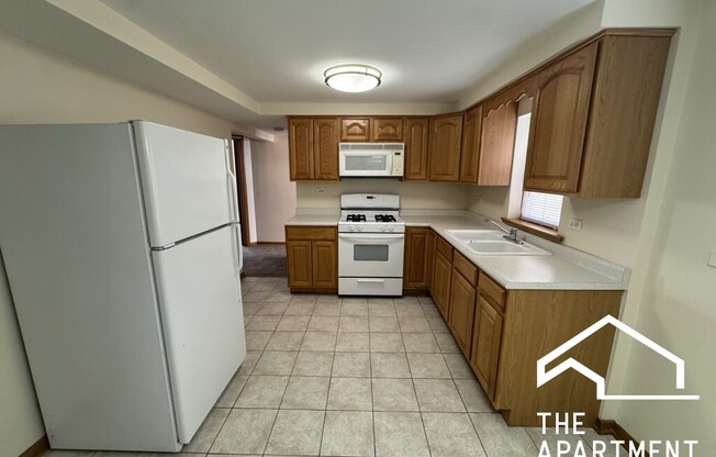 4752 N MENARD