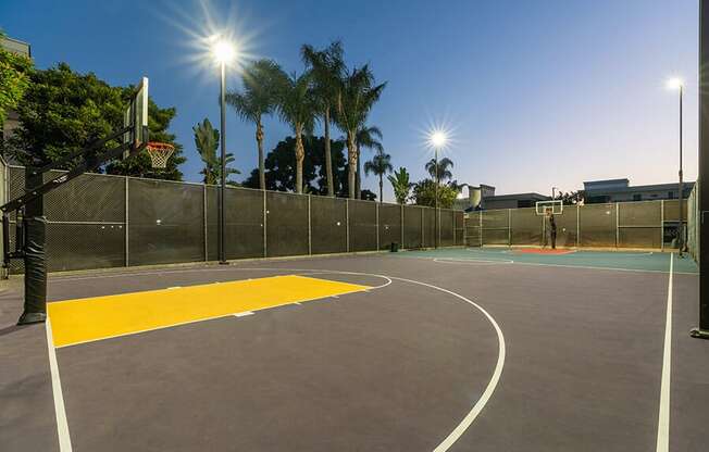 Community Sports Court at Madison Park Apartments located in Anaheim, CA.