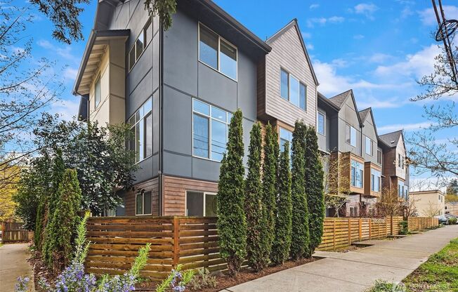 3bd/2.25Ba Seattle Townhouse