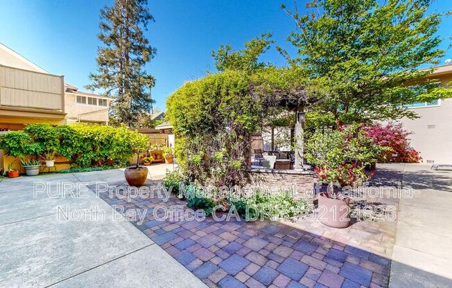 1135 GRAND AVE