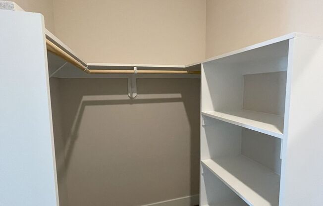 2 beds, 2 baths, 1,254 sqft, $2,900, Unit 321 Jefferson-710