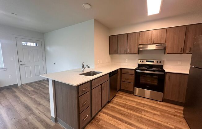 1 bed, 1 bath, 600 sqft, $1,295, Unit Unit B-18