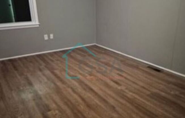 3 beds, 1 bath, 1,050 sqft, $1,200, Unit 114 Aster Drive-1