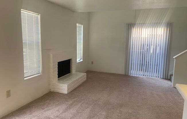 1 bed, 1.5 baths, 866 sqft, $935, Unit 2304