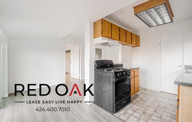 476 1/2 CRANE BLVD