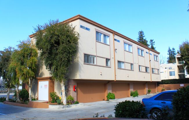 Topanga Townhomes