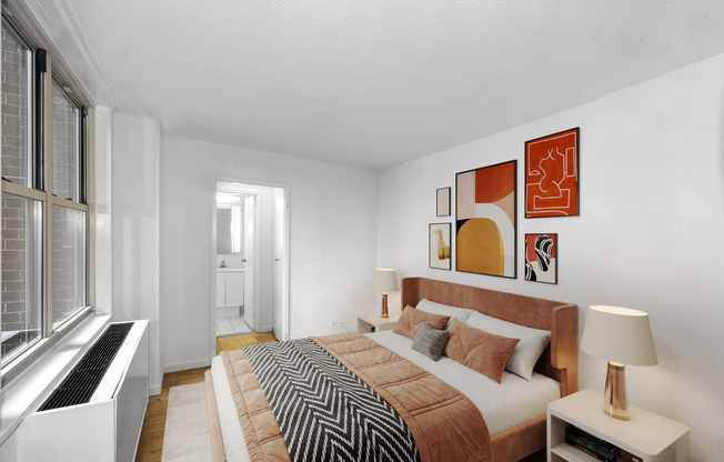 1 bed, 1 bath, $4,000, Unit 3L