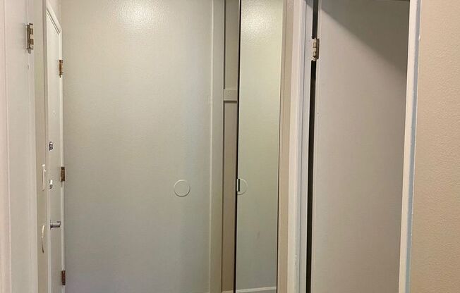 1 bed, 1 bath, 612 sqft, $1,450, Unit 301