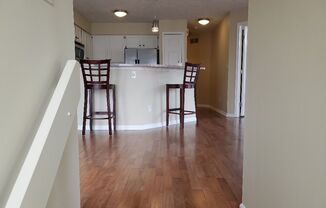 2 beds, 1 bath, $1,975