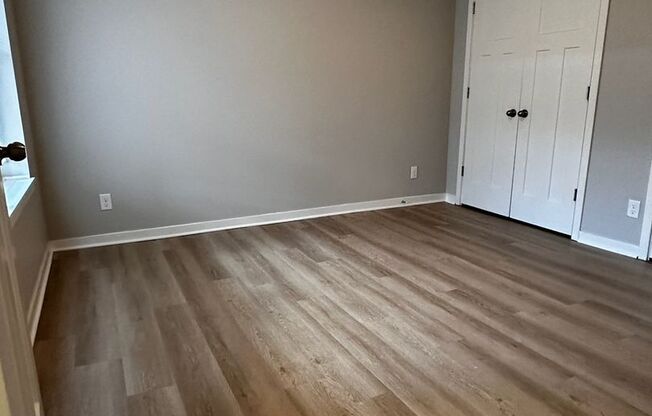 3 beds, 2 baths, 1,225 sqft, $1,749, Unit 305